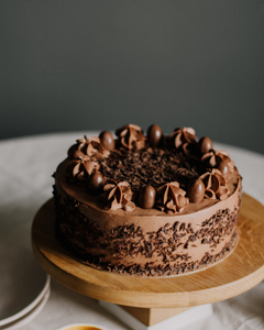 Signature Chocolate Cake - Eggless
