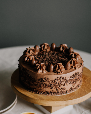 Signature Chocolate Cake - Eggless
